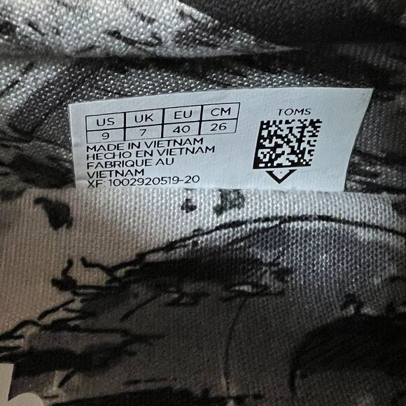 NEW STAR WARS x TOMS Trvl Lite Black Space Print Slip On Shoes Women's 9/Men's 7 - Picture 11 of 14